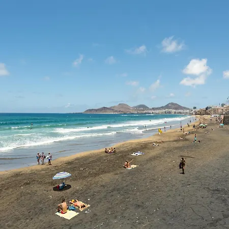 In Palmas Near Canteras